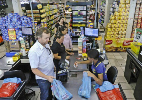 Reforma trabalhista penaliza assalariado que vê renda diminuir